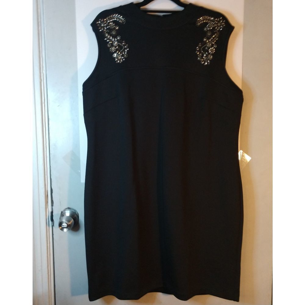 Signature Black Dress‎ Emblished Shoulder Area Size XL